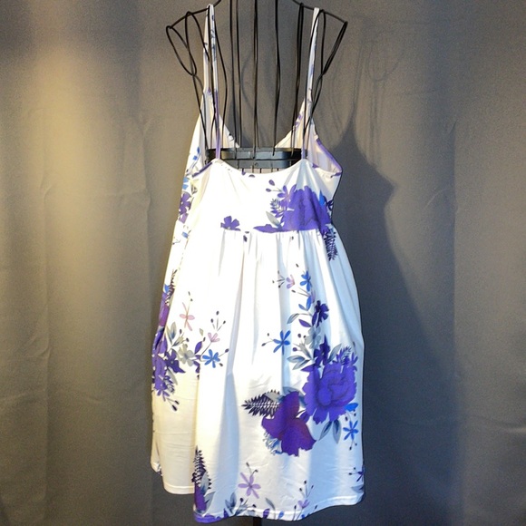 NWOT. Woman’s spaghetti strap dress. size 1XL. - Picture 2 of 6